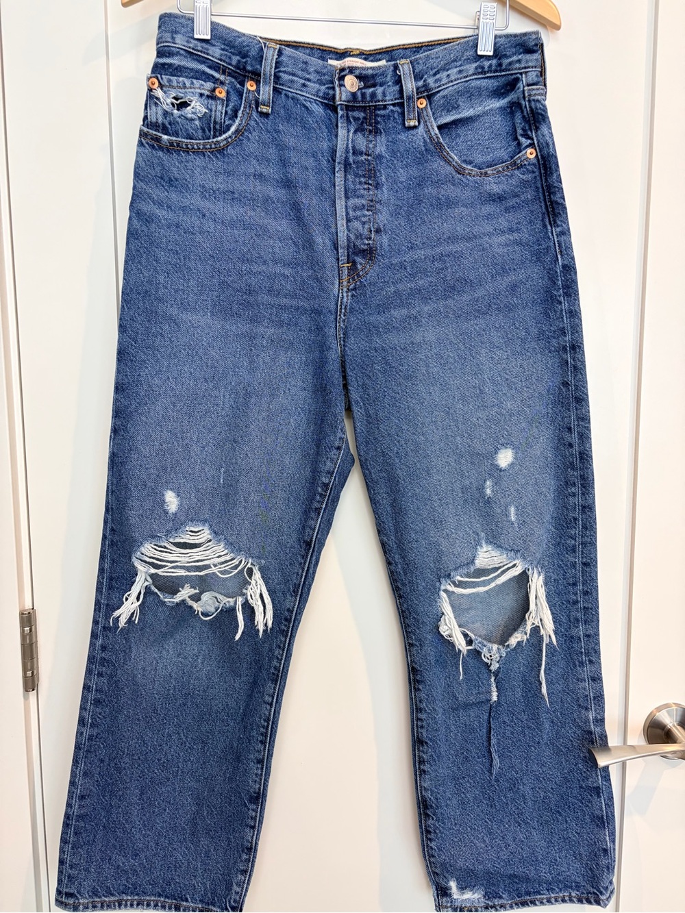 Levi’s Ribcage Straight Ankle Distressed Jeans Size 31